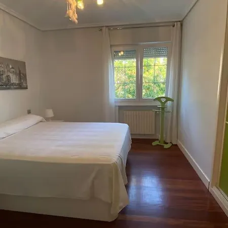 Con Piscina Privada * Santander