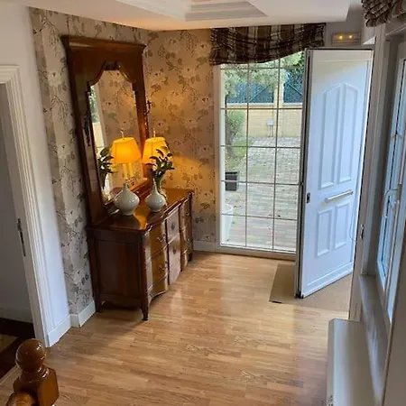 Dom wakacyjny Con Piscina Privada