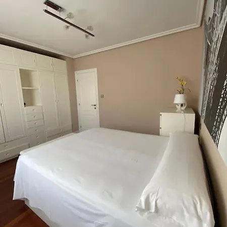 Con Piscina Privada Dom wakacyjny Santander