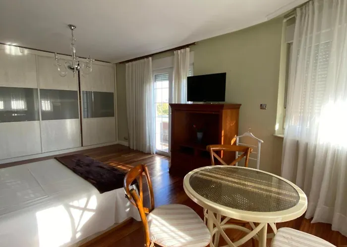 Con Piscina Privada 桑坦德