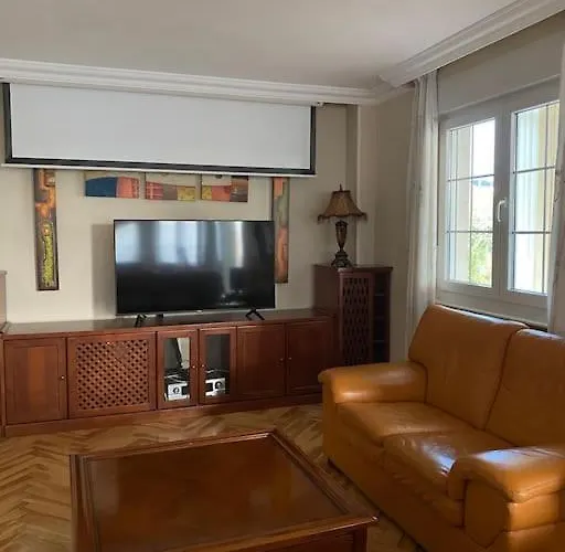 度假居 Con Piscina Privada *