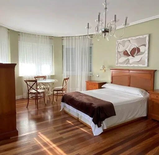 Con Piscina Privada 桑坦德