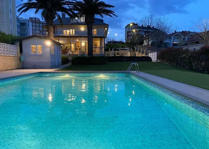 Con Piscina Privada *